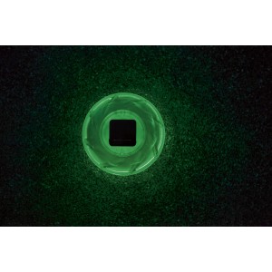 Lampka solarna do basenu