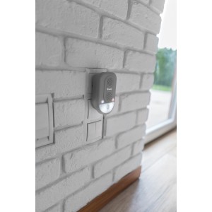 Elektryczny odstraszacz na gryzonie z lampką LED