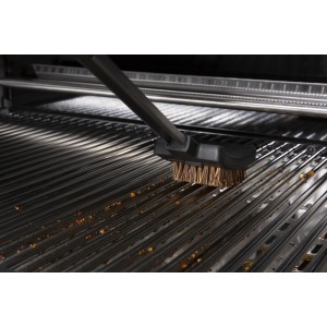 Szczotka Baron z włosiem z palmy BROIL KING