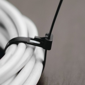 Taśma kablowa rozpinana 7,6 x 300mm UV BLACK 100szt.