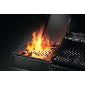 Grill gazowy Napoleon Phantom Rogue SE 425 RSIB z palnikiem rożna i palnikiem bocznym Sizzle Zone, Czarny Mat