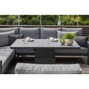 Zraszacz ogrodowy pulsacyjny, konturowy