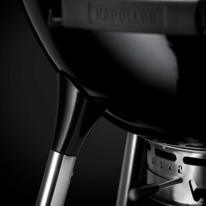 Grill węglowy Napoleon PRO Charcoal Kettle 18", Czarny