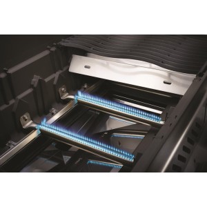 Grill gazowy Napoleon Rogue PRO-S 425 RSIB z palnikiem rożna, palnikiem bocznym Sizzle Zone i rożnem, Czarny