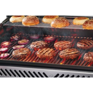 Grill gazowy Napoleon Rogue PRO-S 425 RSIB z palnikiem rożna i palnikiem bocznym Sizzle Zone, Stal Szlachetna