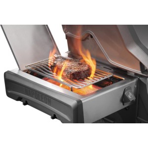 Grill gazowy Napoleon Rogue PRO-S 625 z palnikiem rożna i palnikiem bocznym Sizzle Zone, Czarny