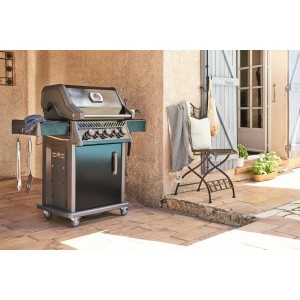 Grill gazowy Napoleon Rogue 425 RSB z palnikiem rożna, kuchenką boczną i rożnem, Czarny