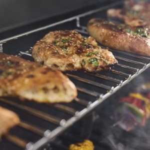 Grill gazowy Weber Genesis E-315W GOOD, Czarny