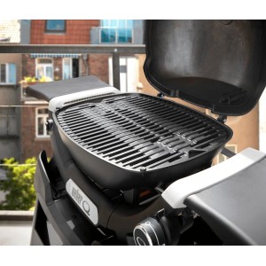 Grill gazowy Weber Q1200N na kartusze ze stojakiem, Czarny
