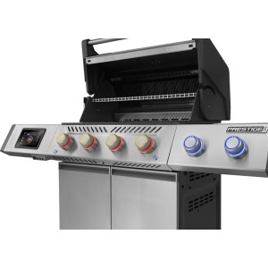 Nowość 2026! Grill gazowy Prestige PRO 500 RSIB z palnikiem rożna i palnikiem bocznym Sizzle Zone™, Stal Szlachetna, WiFi