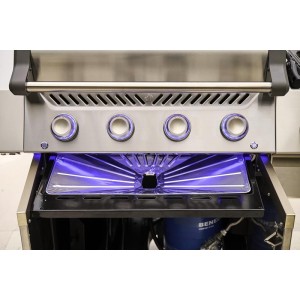 Nowość 2026! Grill gazowy Prestige PRO 500 RSIB z palnikiem rożna i palnikiem bocznym Sizzle Zone™, Stal Szlachetna, WiFi