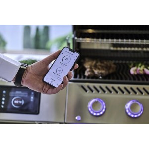 Nowość 2026! Grill gazowy Prestige PRO 665 RSIB z palnikiem rożna, palnikiem bocznym Sizzle Zone™ i wędzarnią, Czarny, WiFi