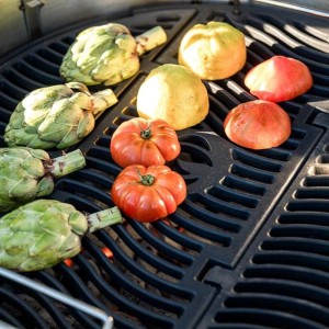 Grill węglowy Napoleon PRO Charcoal Kettle 22", Czarny + Płyta żeliwna