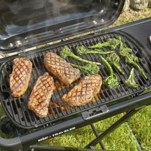 Grill gazowy Weber Traveler, Czarny