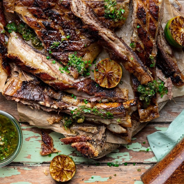 Przyprawy na grilla - podkreślaj smak swoich dań w oryginalny sposób!